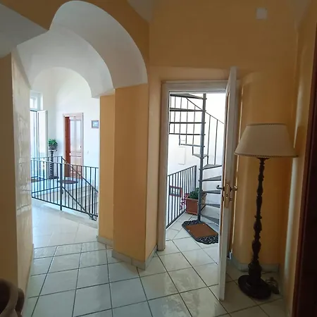 Relais Raffaele By Emilia Bed and breakfast