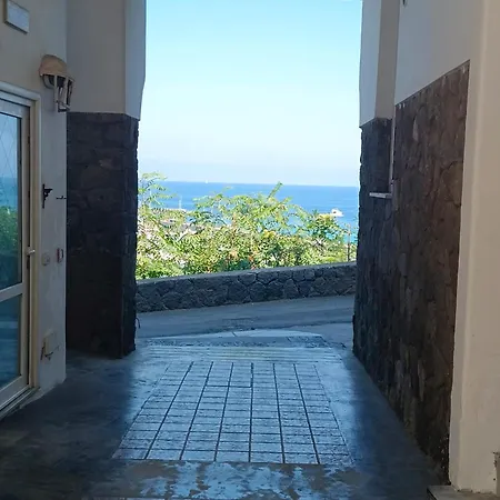 Relais Raffaele By Emilia * איסקיה