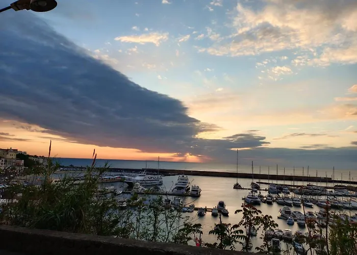 Relais Raffaele By Emilia 3* Форио