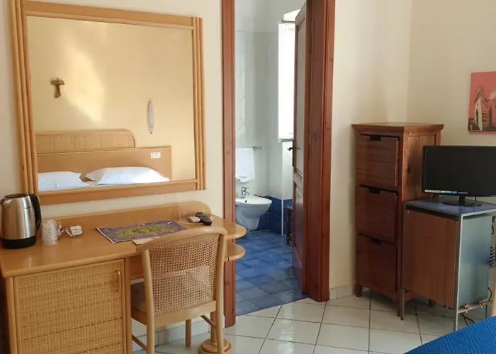 Relais Raffaele By Emilia Отель типа 