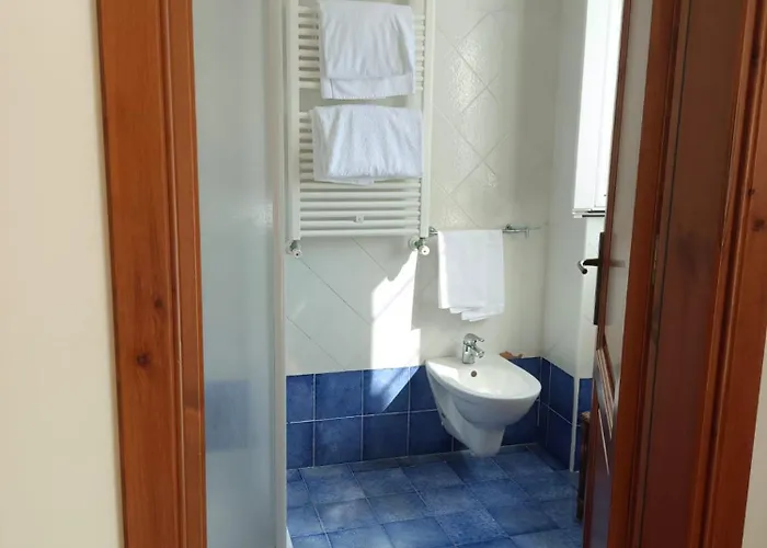 Relais Raffaele By Emilia 3* Форио