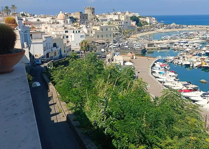 Relais Raffaele By Emilia Отель типа 