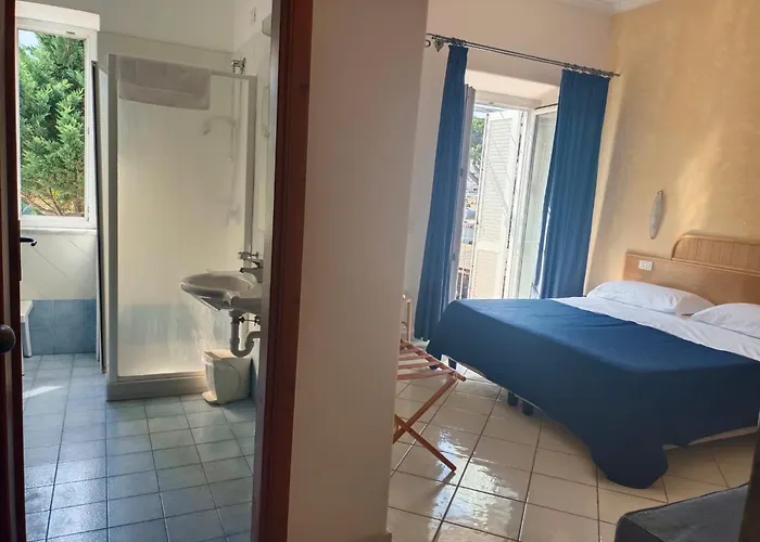 Relais Raffaele By Emilia Отель типа 